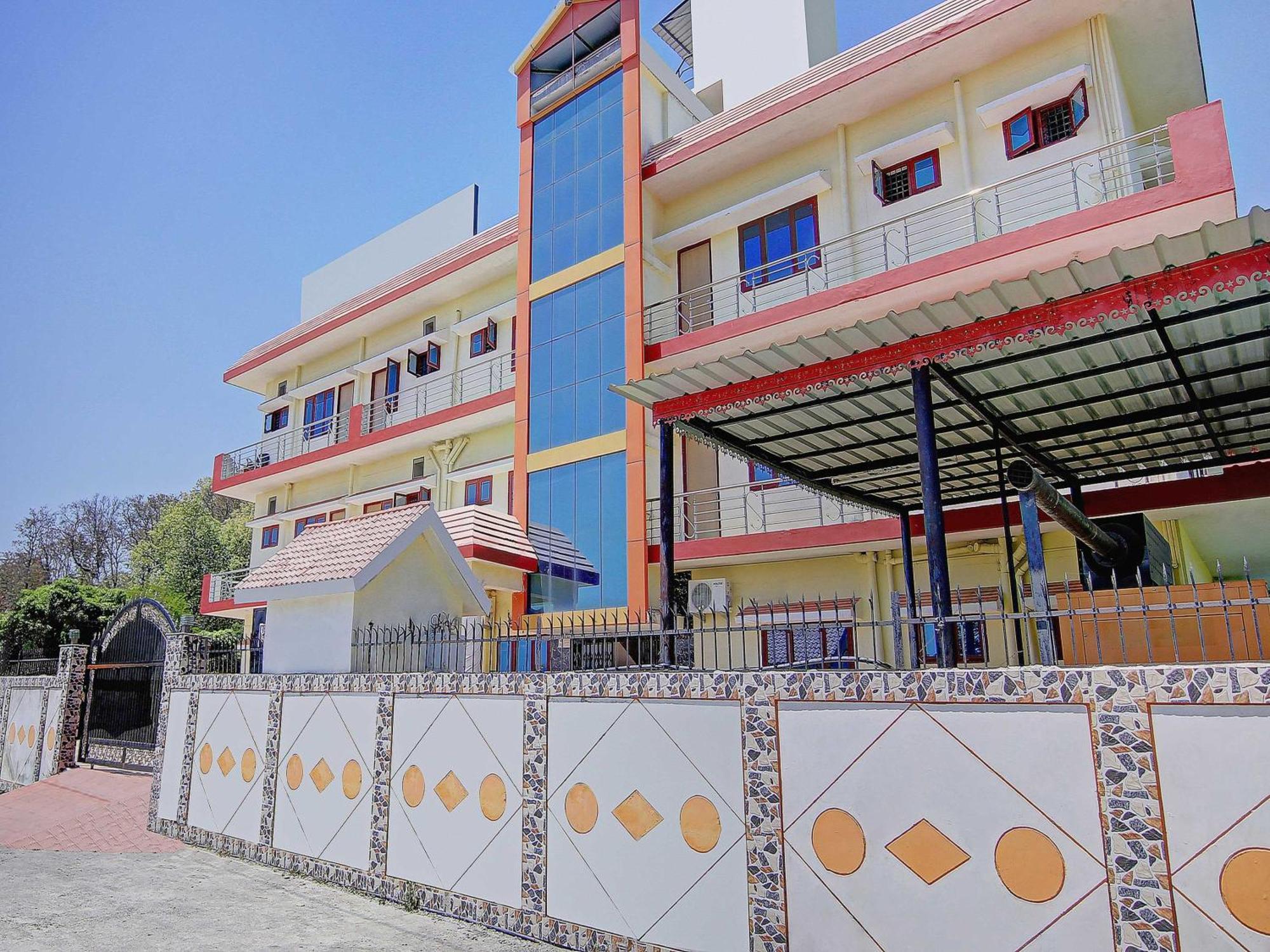 Home 78802 Balaji Bhawan Jhājra エクステリア 写真