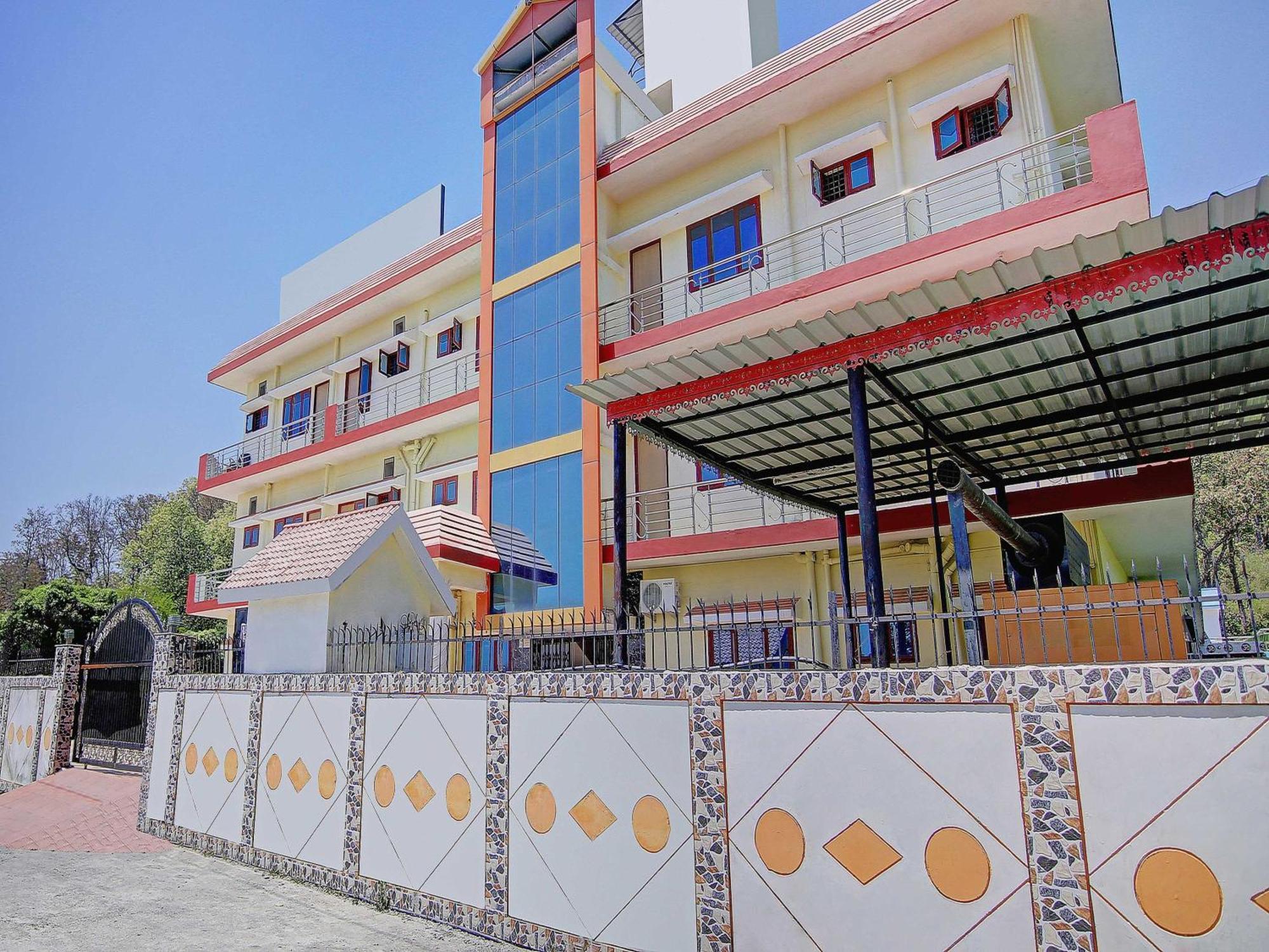 Home 78802 Balaji Bhawan Jhājra エクステリア 写真
