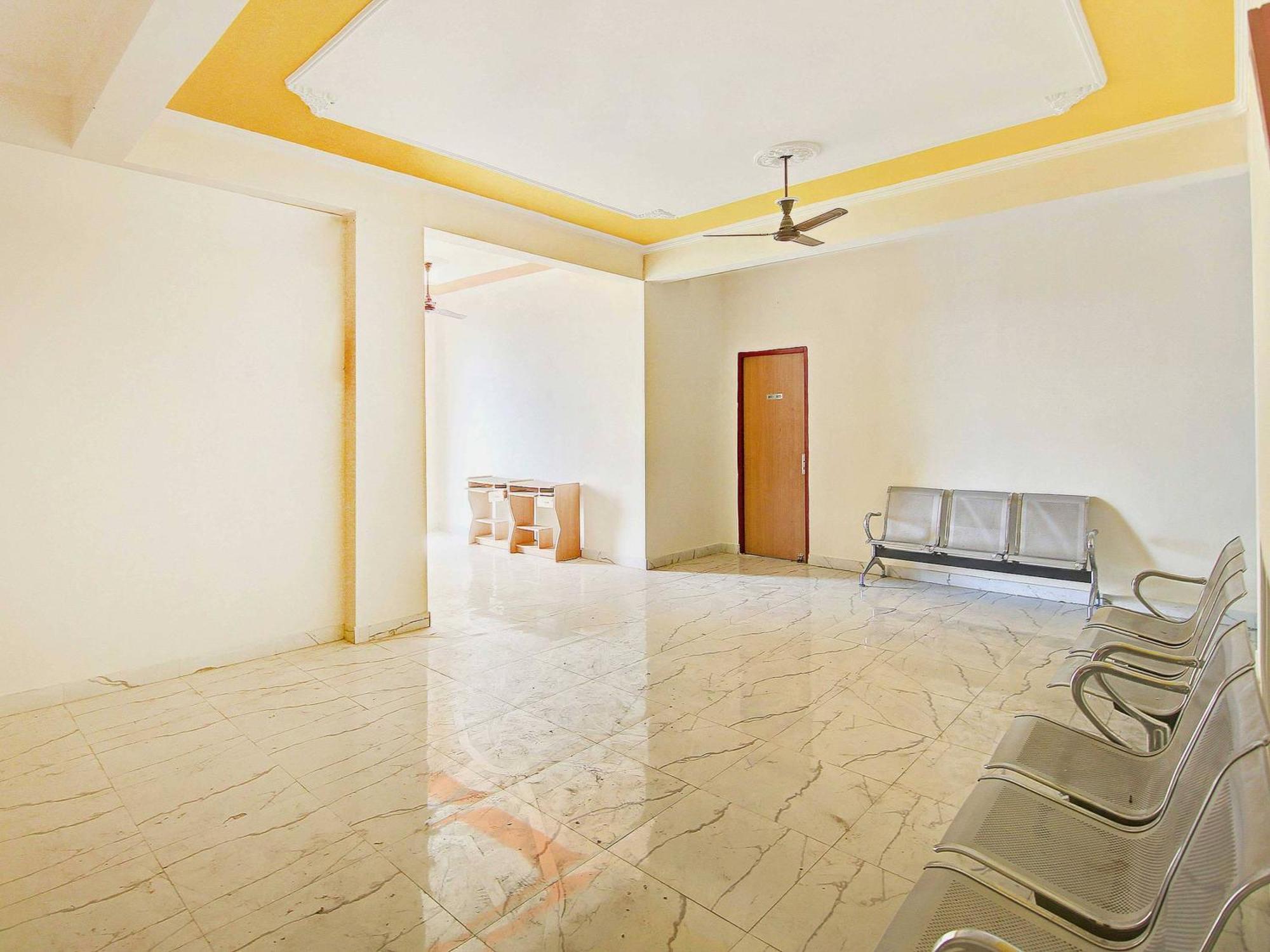 Home 78802 Balaji Bhawan Jhājra エクステリア 写真