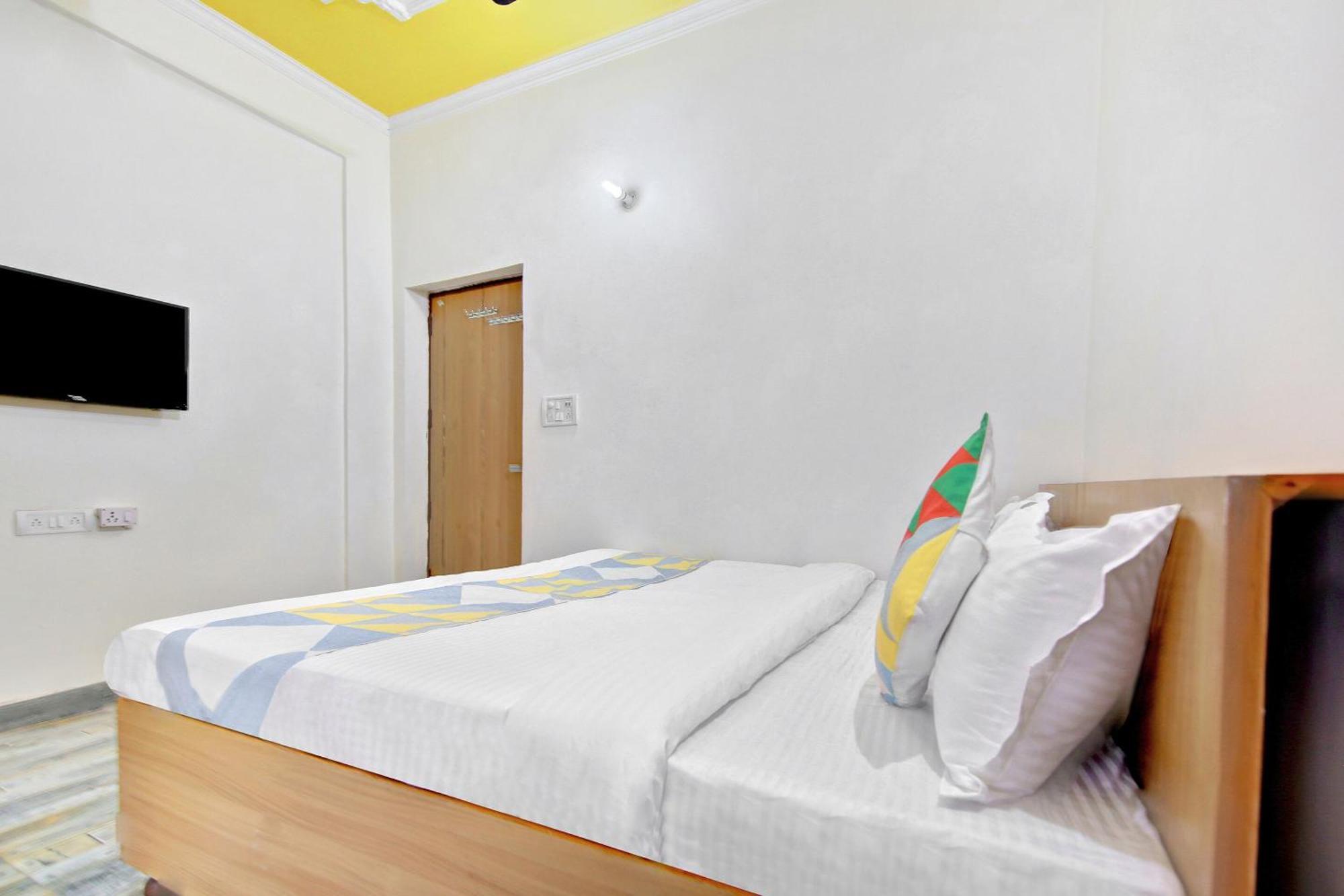 Home 78802 Balaji Bhawan Jhājra エクステリア 写真