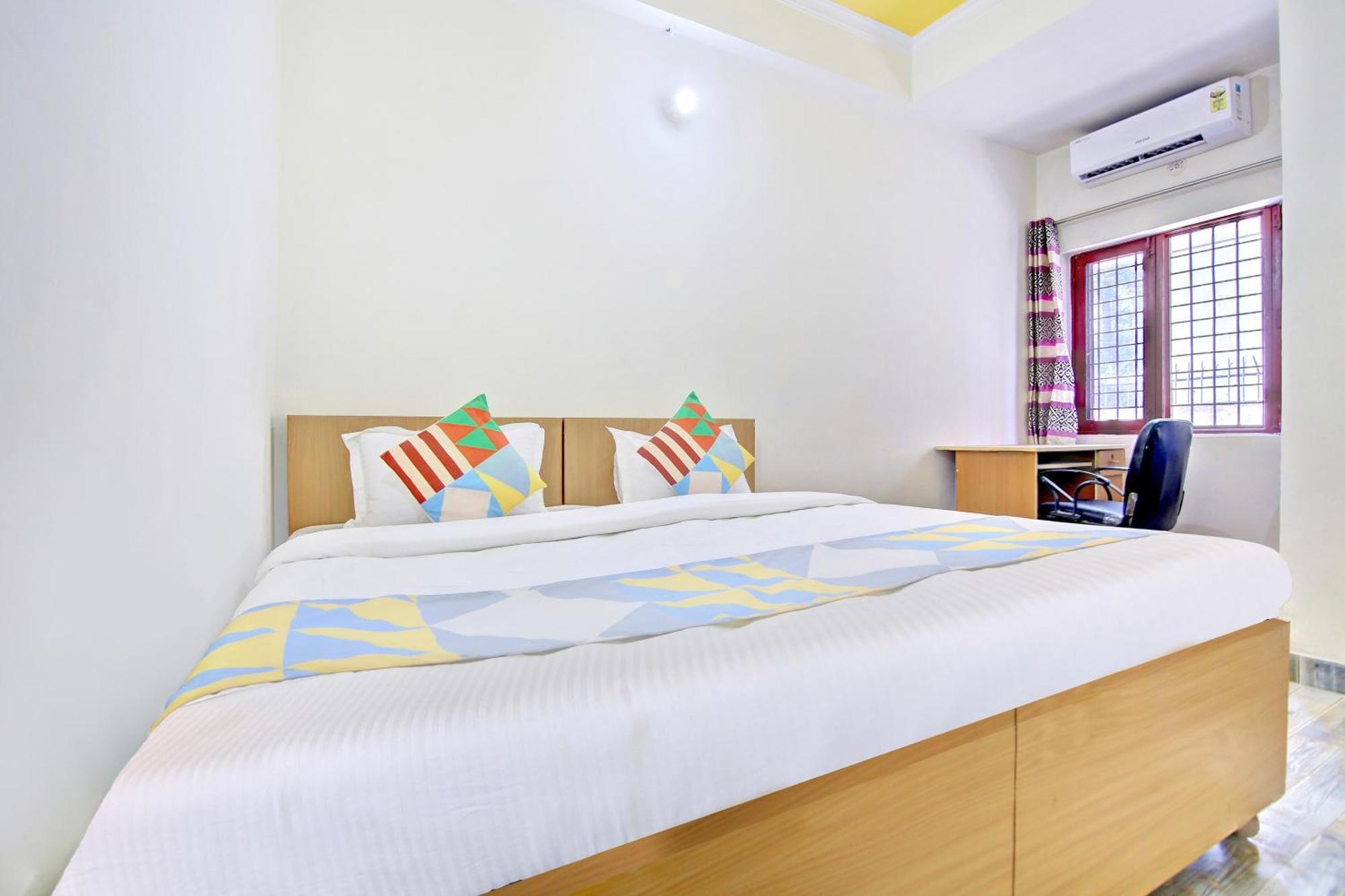 Home 78802 Balaji Bhawan Jhājra エクステリア 写真