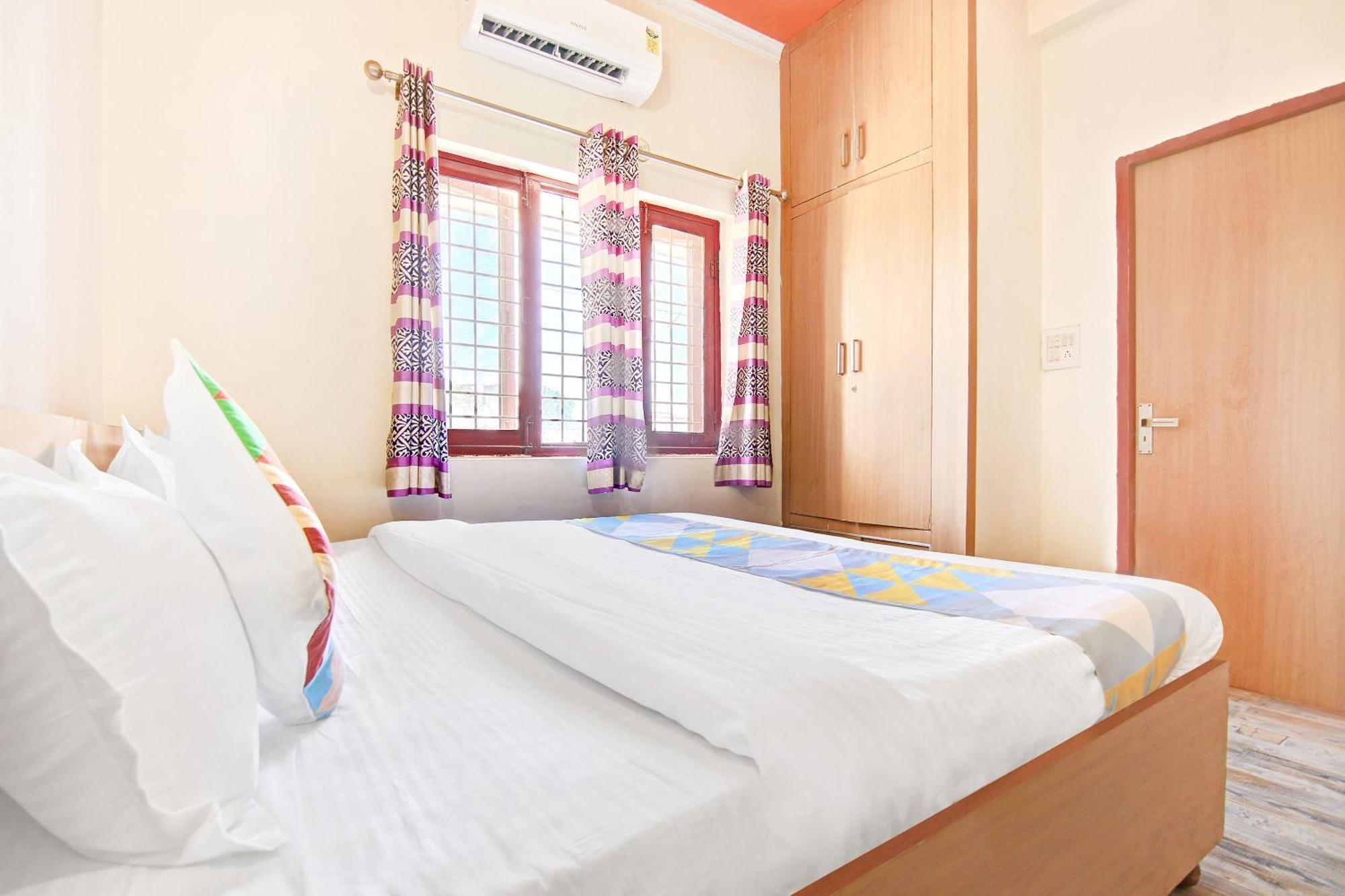Home 78802 Balaji Bhawan Jhājra エクステリア 写真
