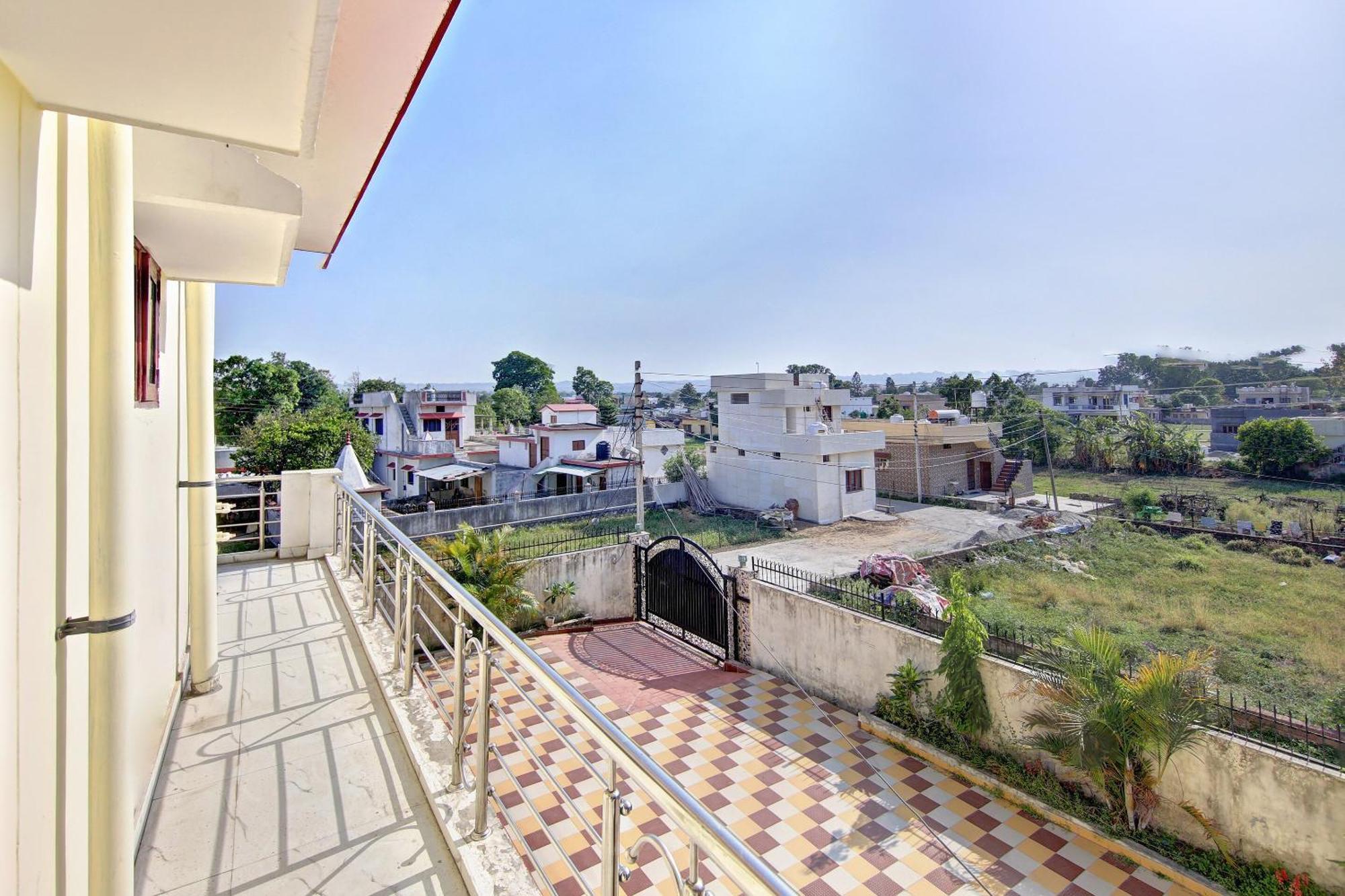 Home 78802 Balaji Bhawan Jhājra エクステリア 写真
